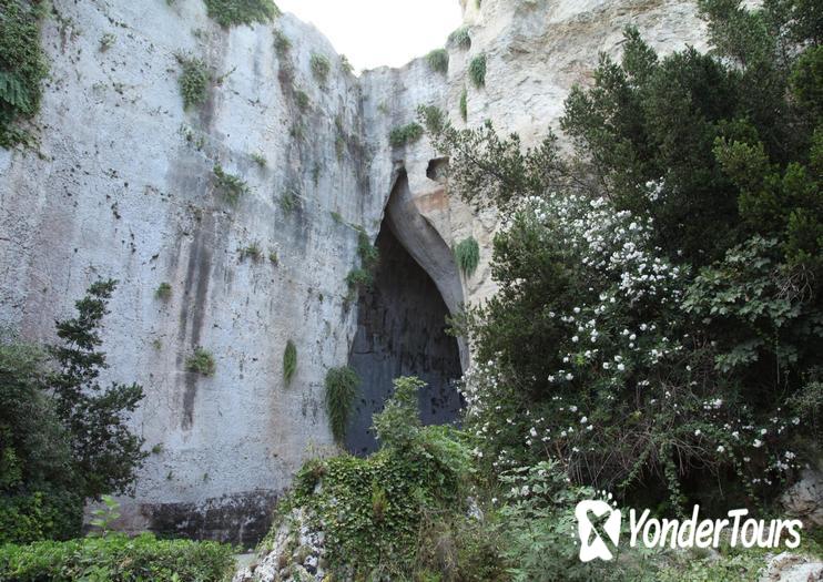 Ear of Dionysius (Orecchio di Dionisio) Ear of Dionysius (Orecchio di Dionisio)
