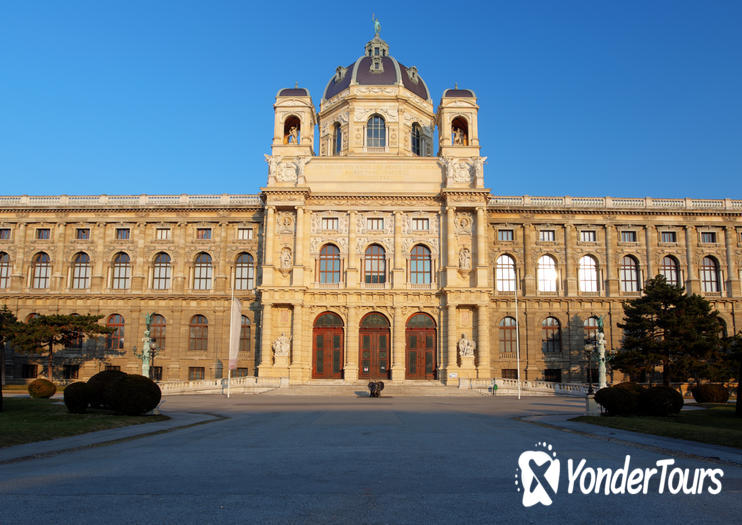 Natural History Museum (Naturhistorisches Museum) Natural History Museum (Naturhistorisches Museum)