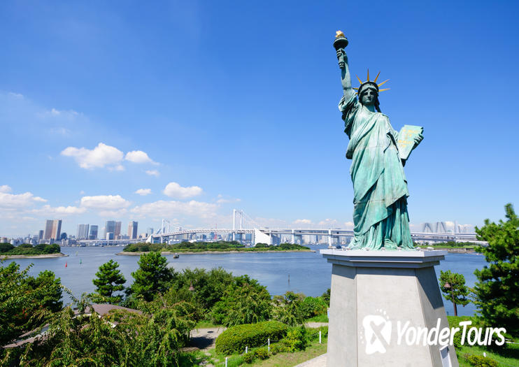 Odaiba Seaside Park (Oaidaba Kaihin Koen) Odaiba Seaside Park (Oaidaba Kaihin Koen)