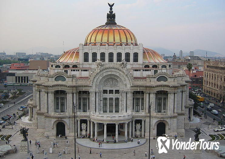 Palace of Fine Arts (Palacio de Bellas Artes) Palace of Fine Arts (Palacio de Bellas Artes)