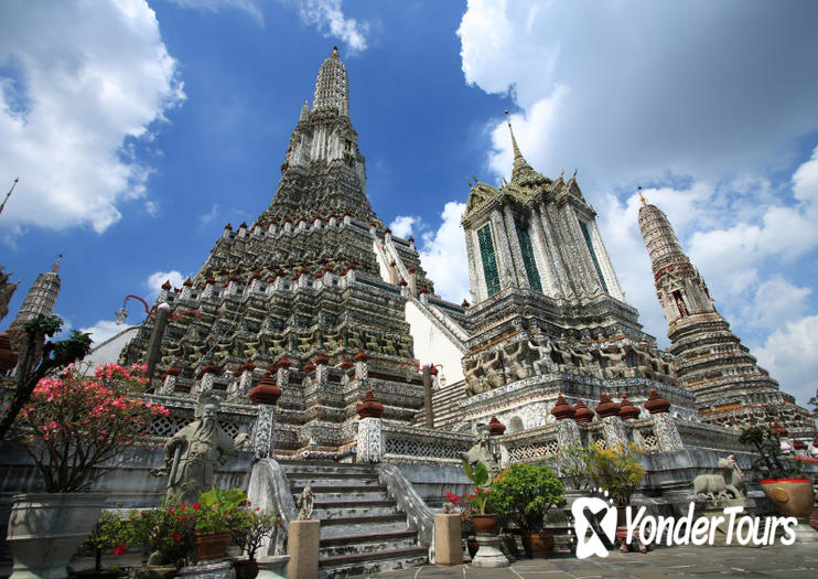 Temple of the Dawn (Wat Arun) Temple of the Dawn (Wat Arun)