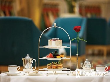 Afternoon Tea at Sahn Eddar Restaurant in Burj al Arab with private Transfers Afternoon Tea at Sahn Eddar Restaurant in Burj al Arab with private Transfers