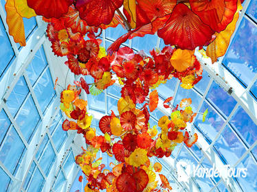 Chihuly Garden and Glass Exhibit in Seattle Chihuly Garden and Glass Exhibit in Seattle