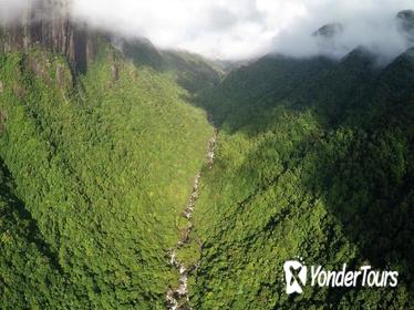 Daintree Rainforest and Great Barrier Reef Scenic Helicopter Flight from Cairns Daintree Rainforest and Great Barrier Reef Scenic Helicopter Flight from Cairns