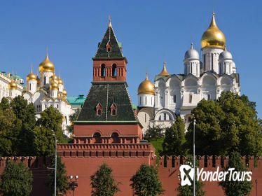 Early-Admission Kremlin Tour in Moscow: Armory, Diamond Fund Exhibition and Assumption Cathedral Early-Admission Kremlin Tour in Moscow: Armory, Diamond Fund Exhibition and Assumption Cathedral