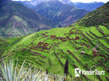 Huchuy Qosqo Trek to Machu Picchu 3 Days - 2 Nights Huchuy Qosqo Trek to Machu Picchu 3 Days - 2 Nights
