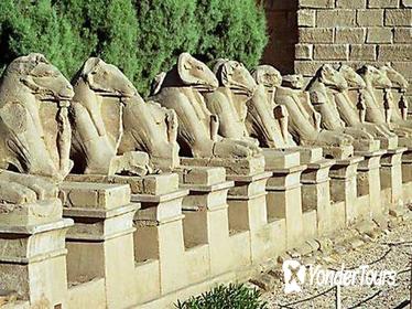 Private 7-Night Cairo, Luxor, and Nile Cruise, with Flights