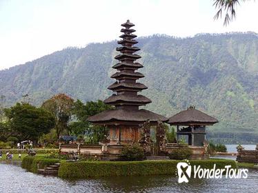 Private Bedugul Village and Tanah Lot Chartered Car