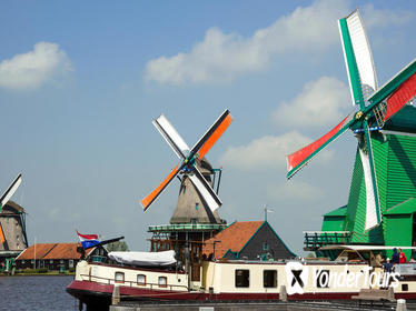 Private Day Trip from Amsterdam to Zaanse Schans Windmills and Volendam Private Day Trip from Amsterdam to Zaanse Schans Windmills and Volendam