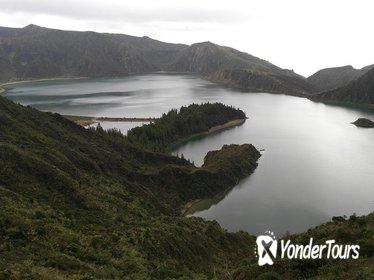 Private Half-Day Tour: Lagoa do Fogo with Liquor Tasting Private Half-Day Tour: Lagoa do Fogo with Liquor Tasting