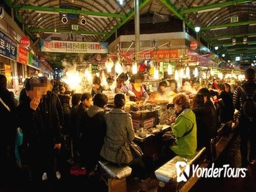 Private K-Food Walking Tour Including Visit to Dongdaemun District Private K-Food Walking Tour Including Visit to Dongdaemun District