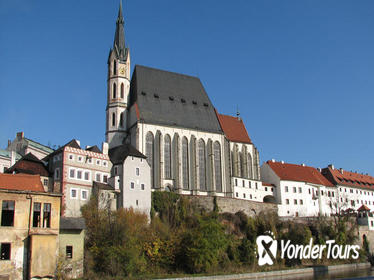 Private One-Way Guided Sightseeing Trip from Prague to Vienna via Cesky Krumlov Private One-Way Guided Sightseeing Trip from Prague to Vienna via Cesky Krumlov