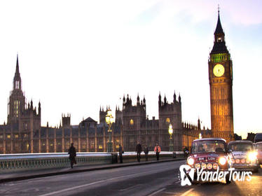 Private Tour of London's Landmarks in a Classic Car Private Tour of London's Landmarks in a Classic Car