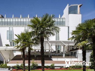 Private Tour: Thyssen-Bornemisza Museum with Skip-the-Line Access Private Tour: Thyssen-Bornemisza Museum with Skip-the-Line Access