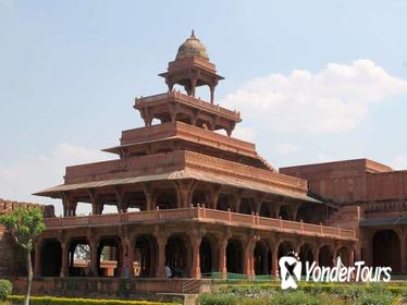 Taj Mahal at Sunrise Private Tour with Agra Fort and Fatehpur Sikri