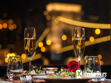 Valentine Day Budapest Dinner Cruise with Piano Battle Show Valentine Day Budapest Dinner Cruise with Piano Battle Show
