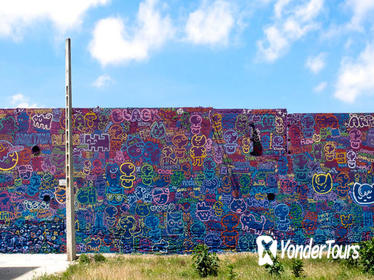 Barcelona Street Art Graffitti Bicycle Tour