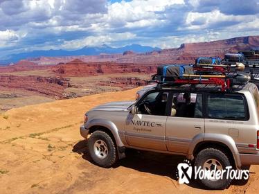 Canyonlands National Park Half-Day Tour from Moab